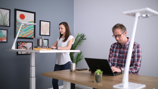 Sit‑Stand Routine: How to Use a Standing Desk Without Getting Sore